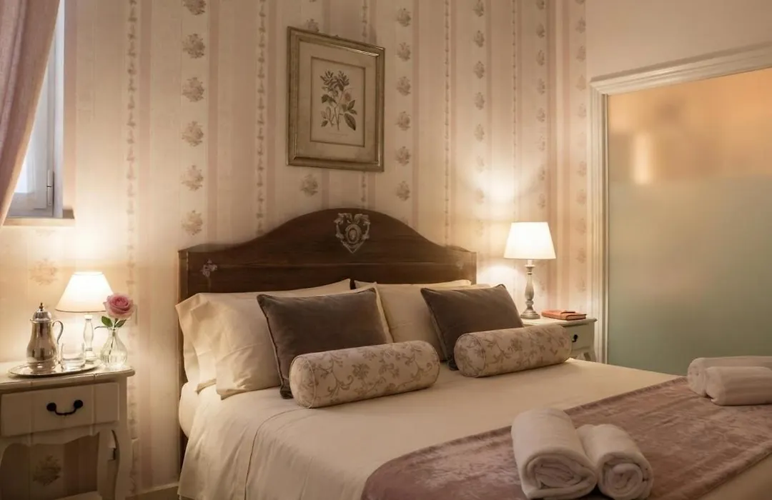 Palazzo Alessandrini Guest House-1